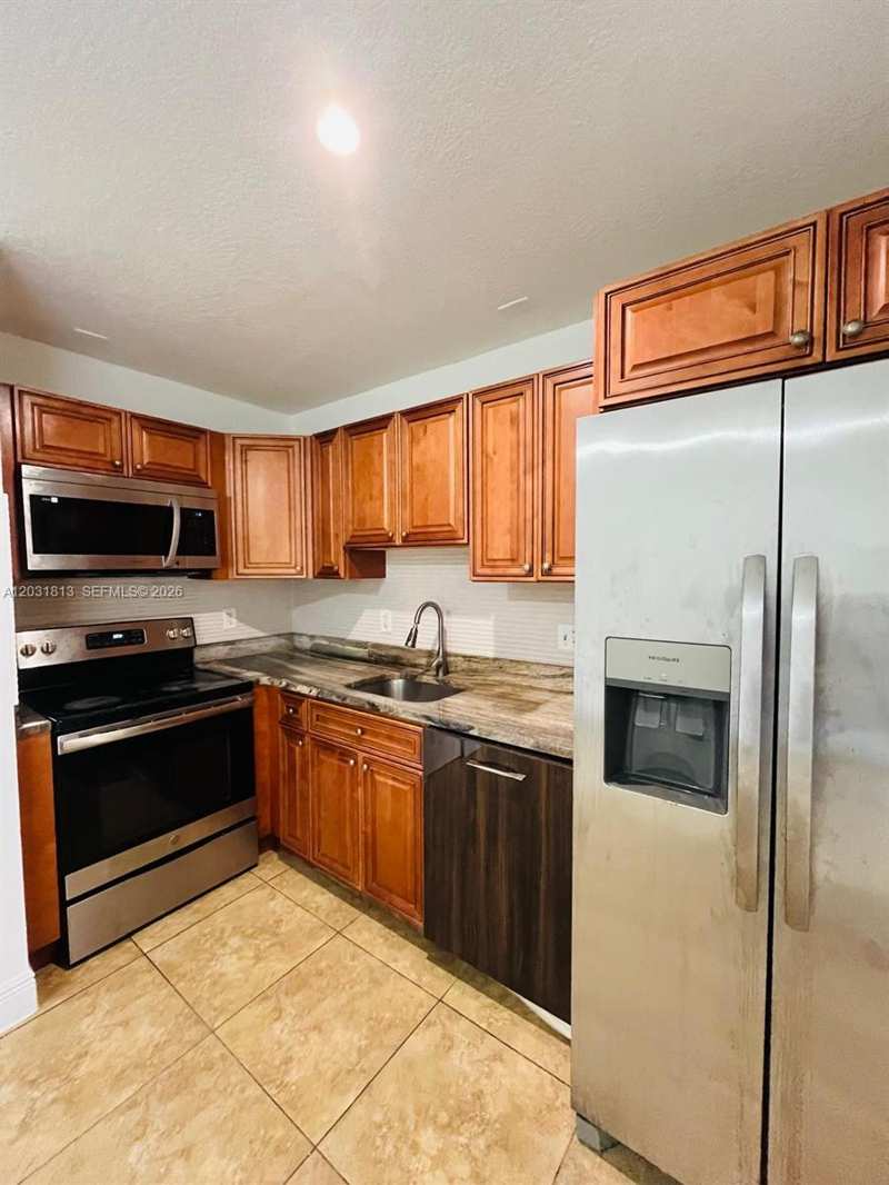 7701 SW 10th Ct # 1A, North Lauderdale FL 33068