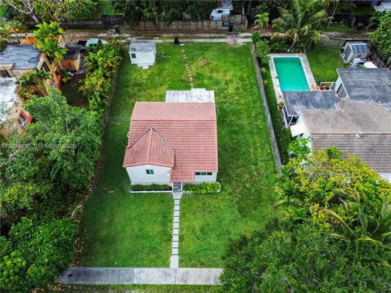 436 Lark Ave, Miami Springs FL 33166