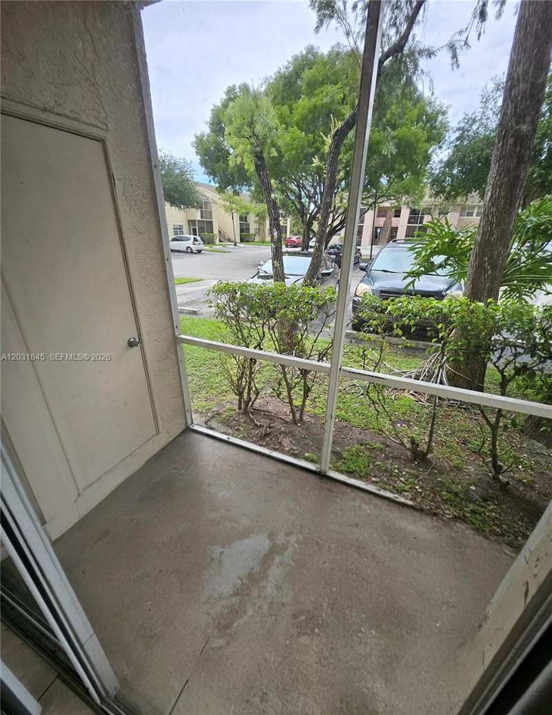 631 Cypress Lake Blvd # E17, Deerfield Beach FL 33064