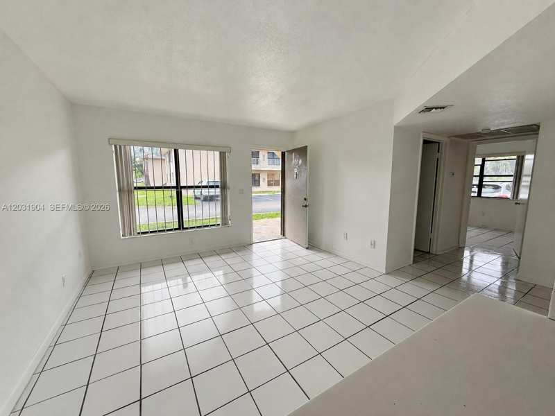 15316 SW 72nd St # 14, Miami FL 33193