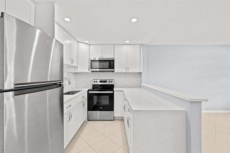 273 Prescott N, Deerfield Beach FL 33442