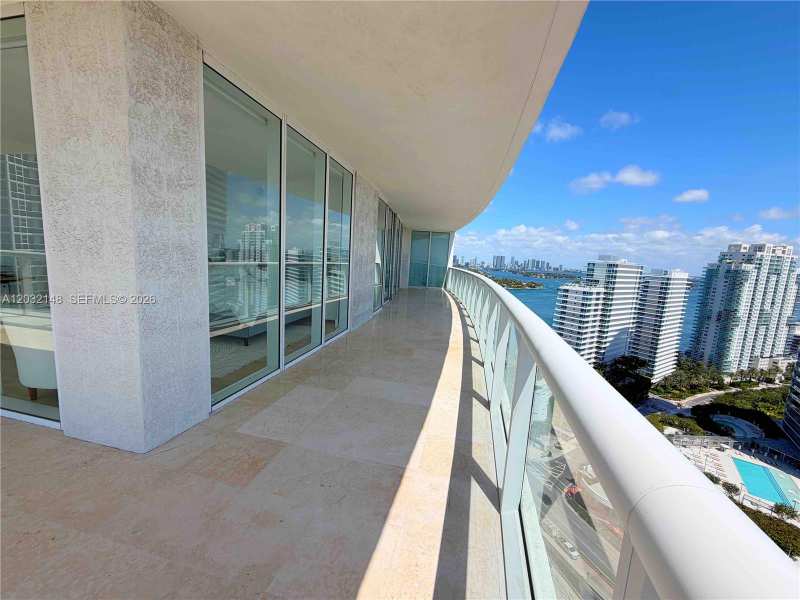 450 Alton Rd # 2610, Miami Beach FL 33139