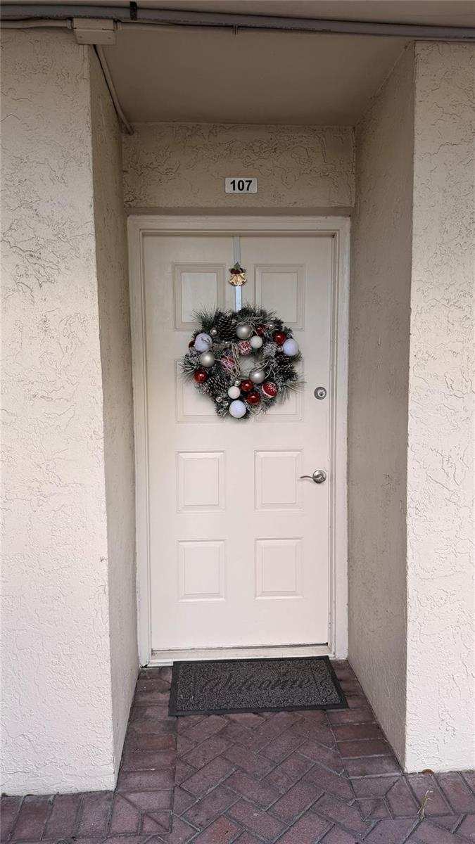 110 Lake Emerald Drive # 107, Oakland Park FL 33309