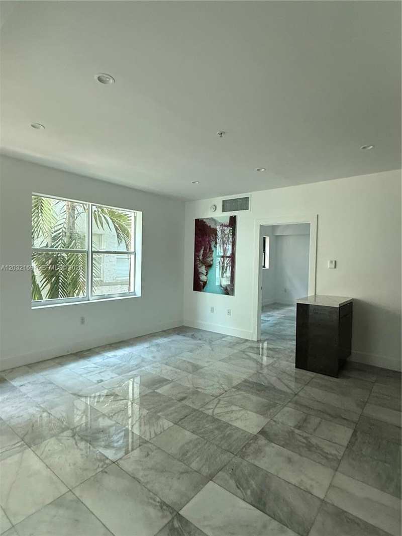 1560 Drexel Ave # 103, Miami Beach FL 33139
