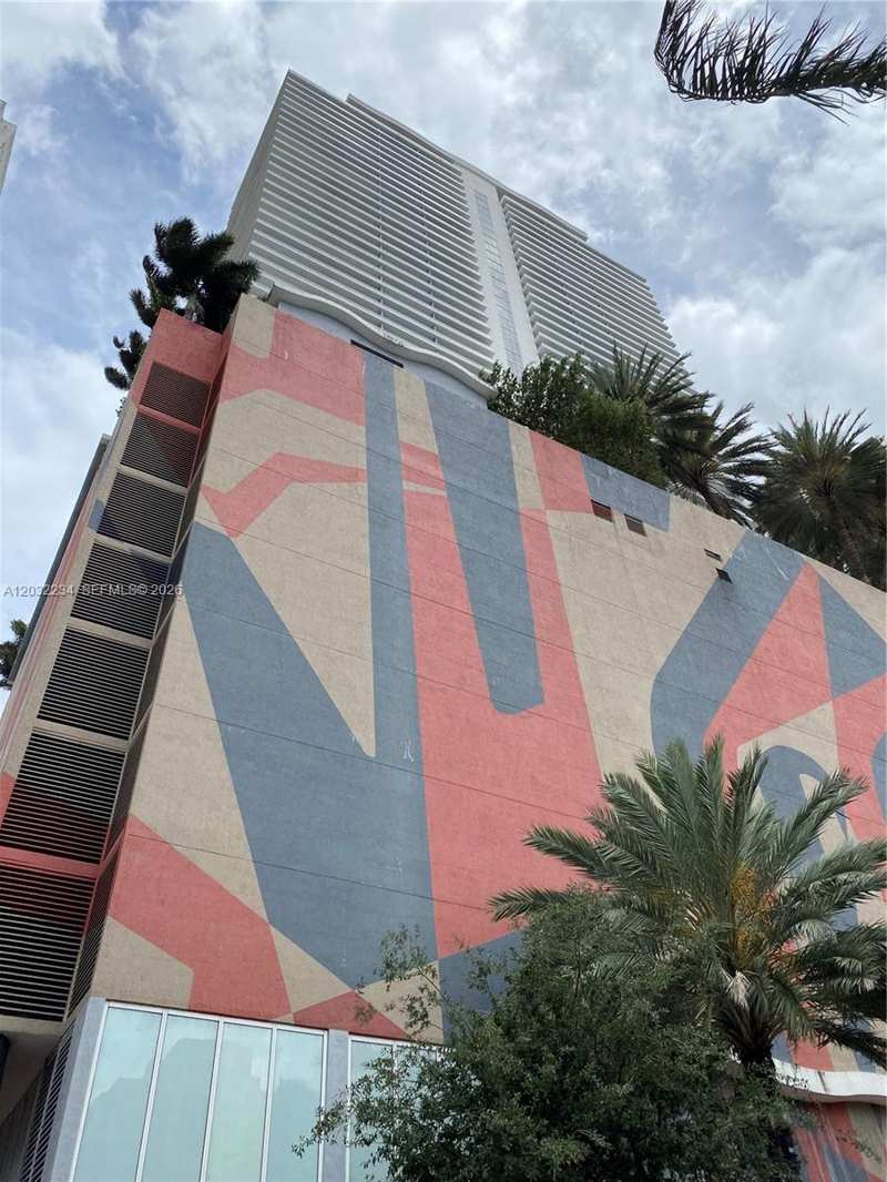 50 Biscayne Blvd # 2902, Miami FL 33132