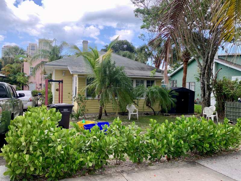 1310 Florida Avenue, West Palm Beach FL 33401