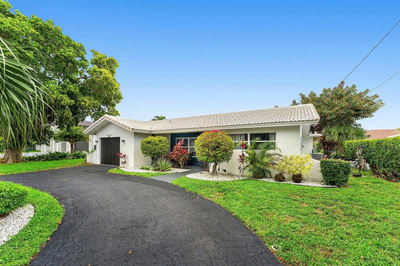 5660 Nassau Drive, Boca Raton FL 33487