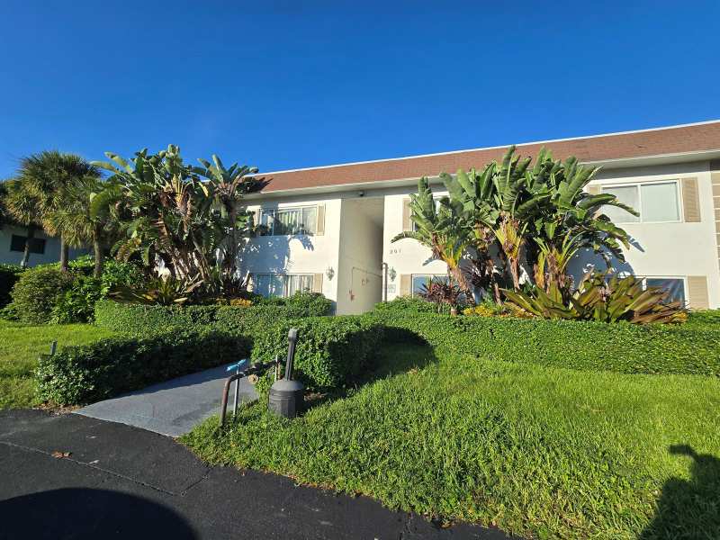 201 SE 6th Avenue # 16, Pompano Beach FL 33060