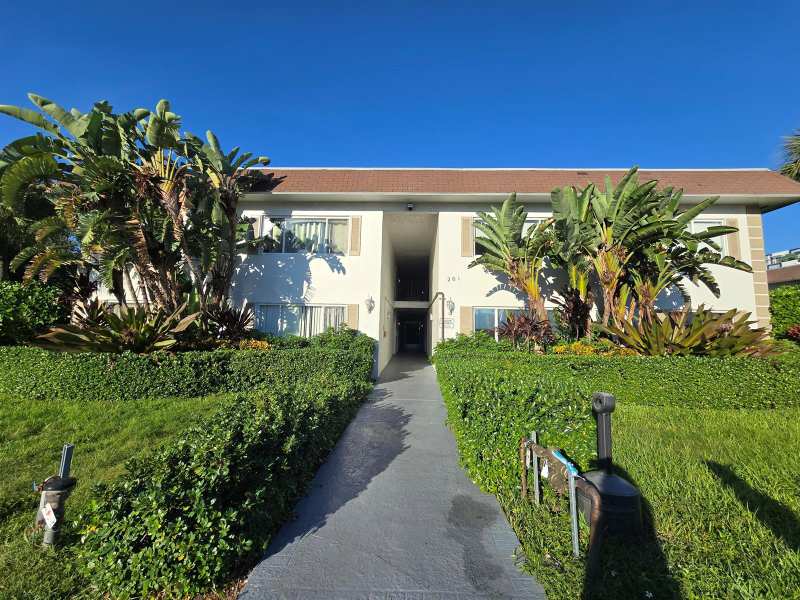 201 SE 6th Avenue # 16, Pompano Beach FL 33060