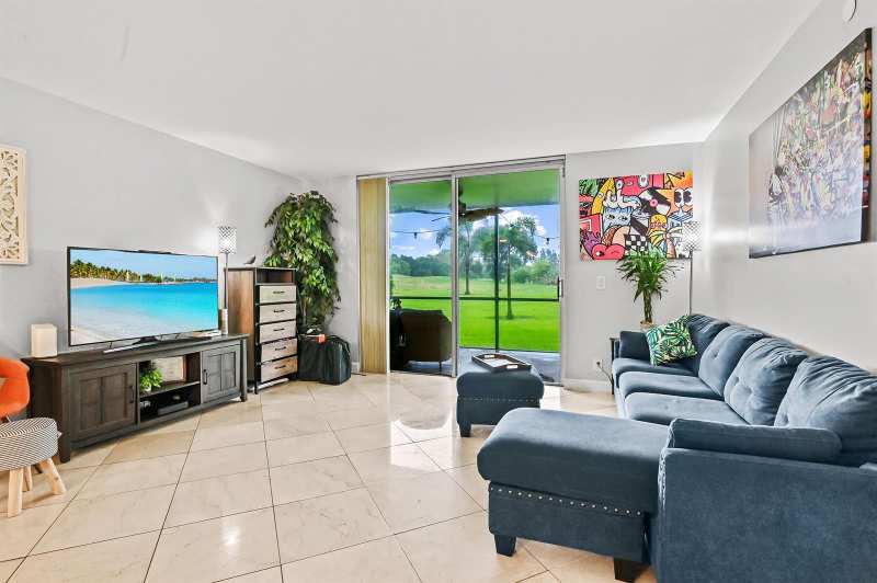 6400 NW 2nd Avenue # 124, Boca Raton FL 33487