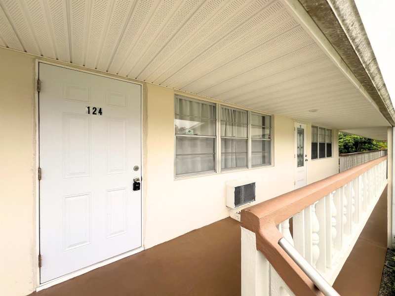 124 E Andover E # 124, West Palm Beach FL 33417