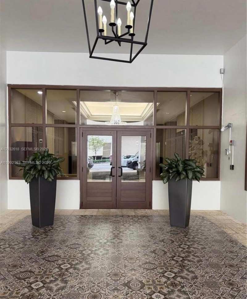 357 Almeria Ave # 802, Coral Gables FL 33134
