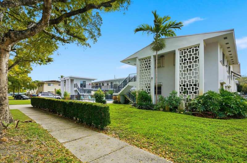 3510 Harrison Street # 4, Hollywood FL 33021