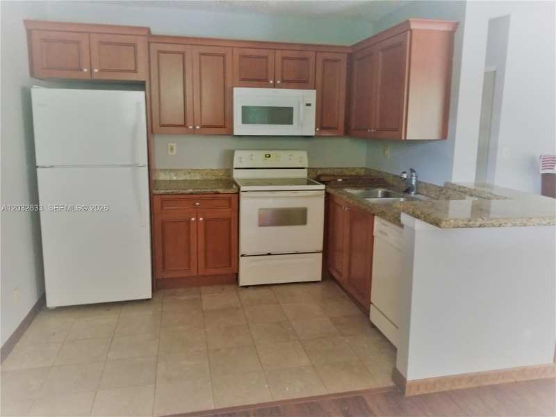 11450 NW 43th St # 11450, Coral Springs FL 33065