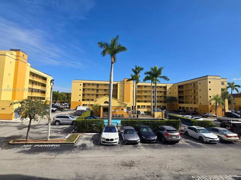 14961 SW 82nd Ln # 202, Miami FL 33193