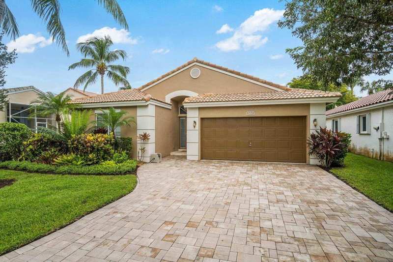 660 NW 45th Avenue, Deerfield Beach FL 33442