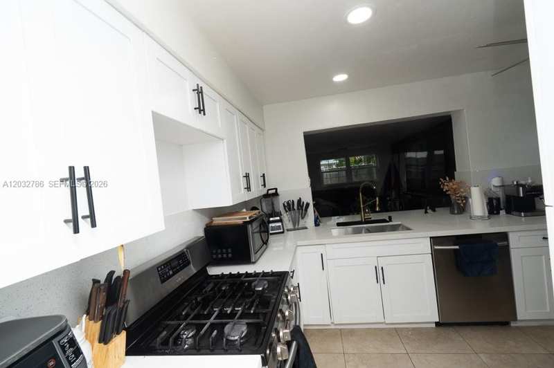 5941 NW 14th Ct # 1, Sunrise FL 33313