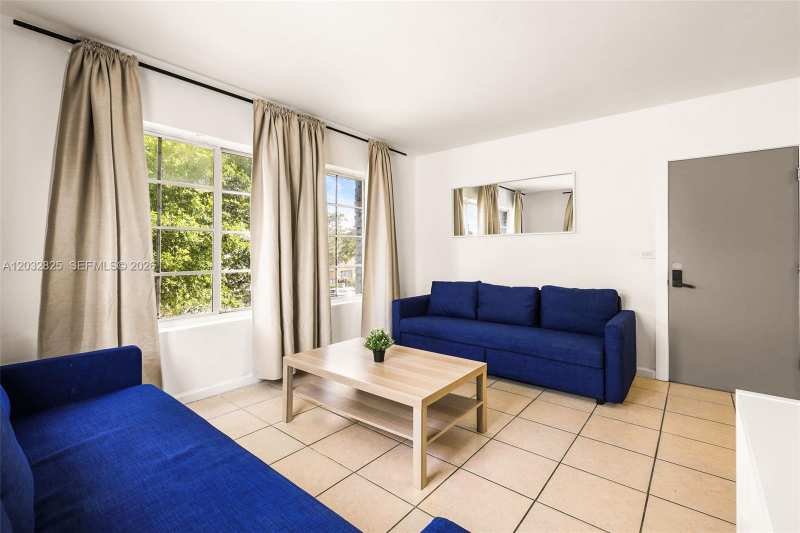 7340 Harding Ave # 8, Miami Beach FL 33141