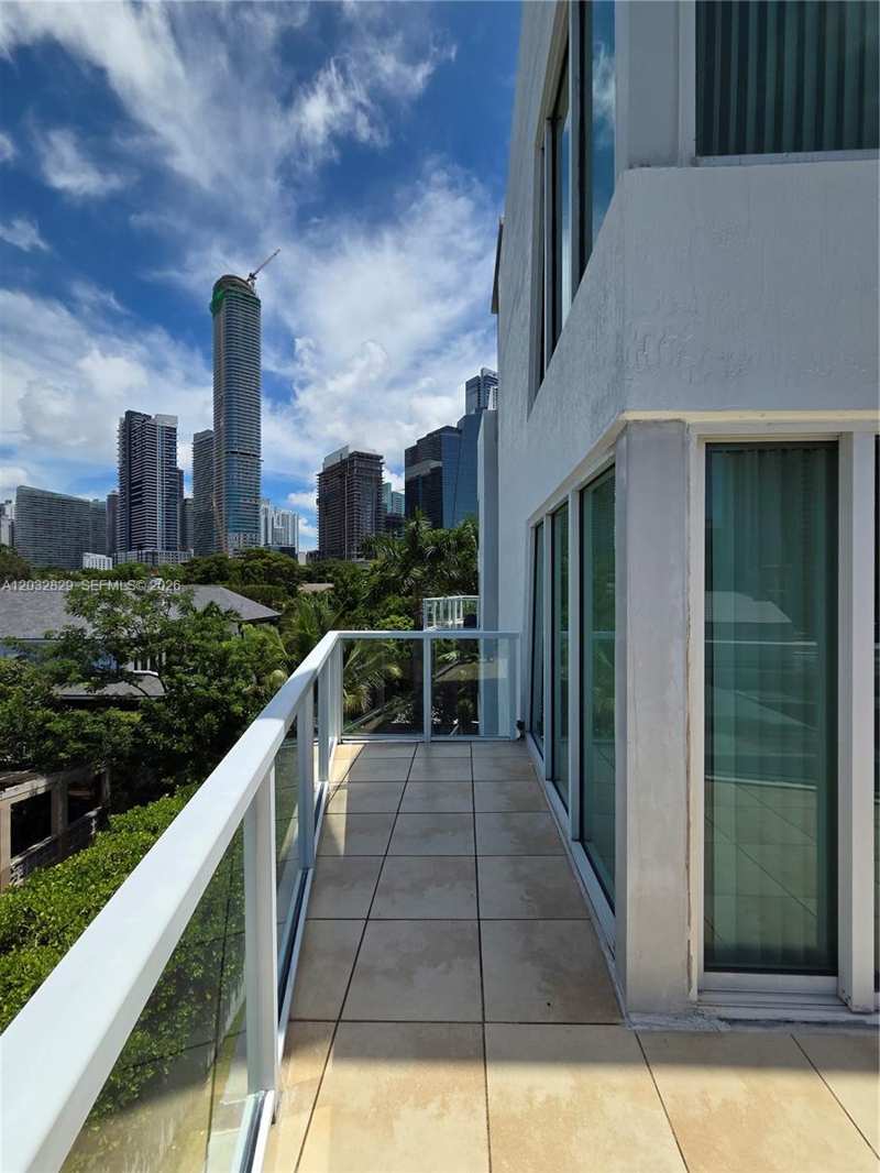 1650 Brickell Ave # 206, Miami FL 33129