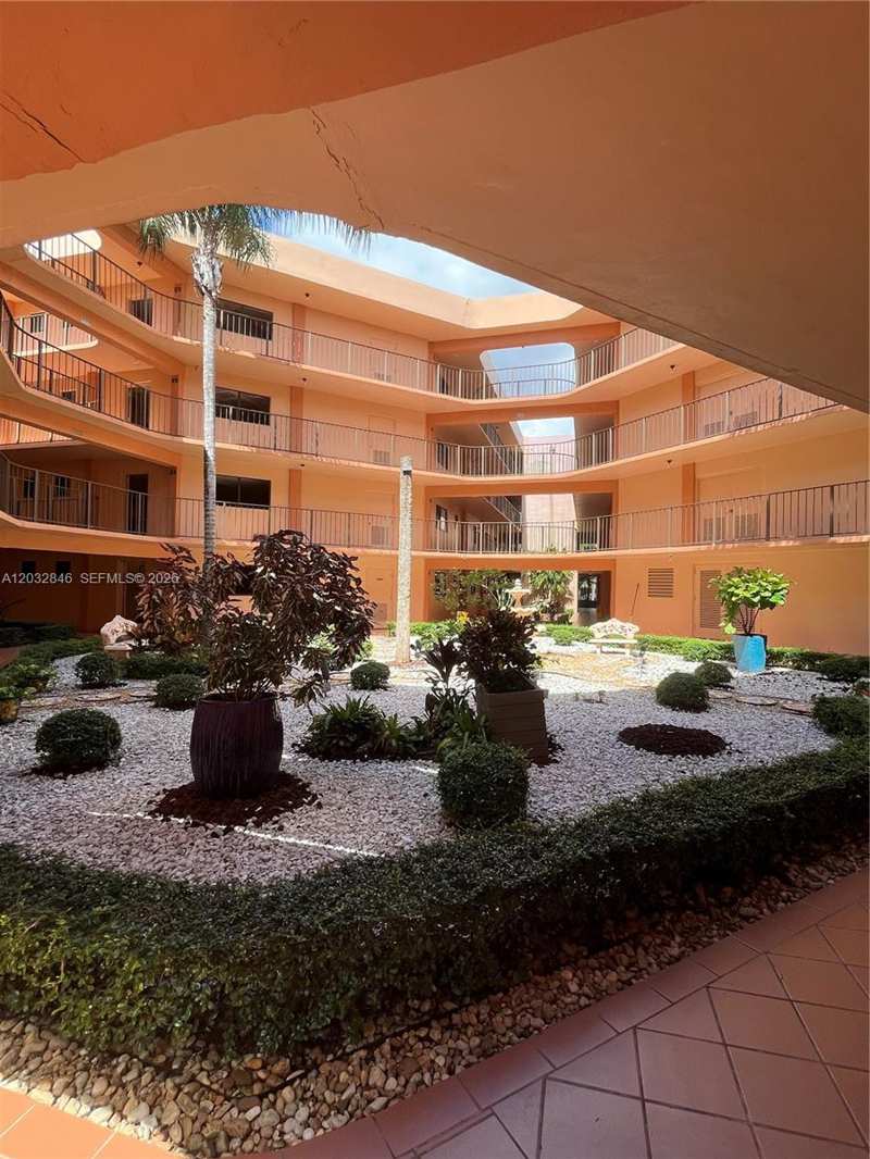 8600 SW 133rd Ave Rd # 304, Miami FL 33183