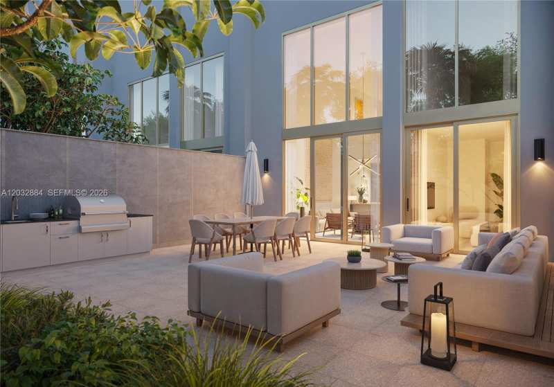 2200 Brickell Ave # 5, Miami FL 33129