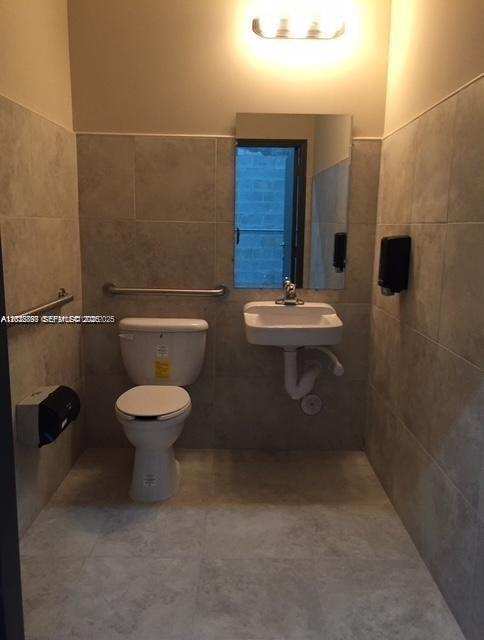 2188 NW 26th Ave, Miami FL 33142