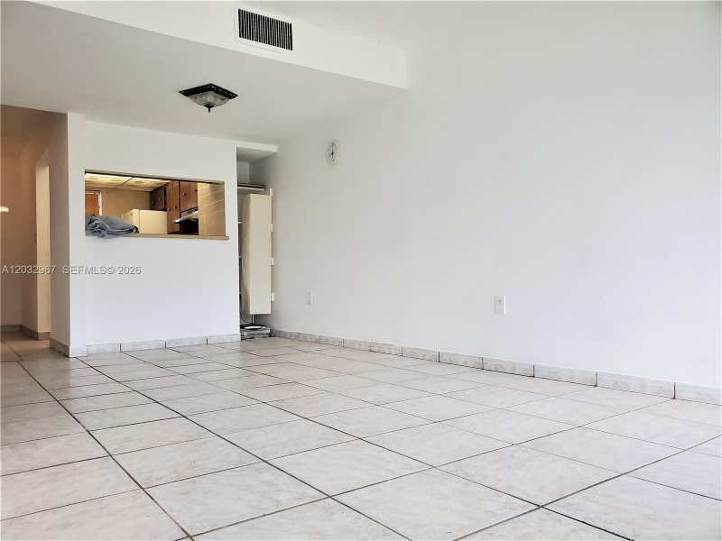 301 NW 109th Ave # 209, Miami FL 33172