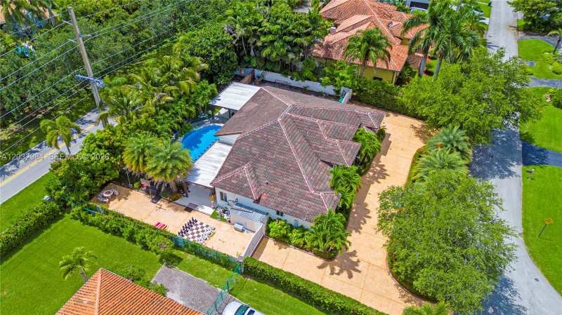 16601 SW 87th Ct, Palmetto Bay FL 33157