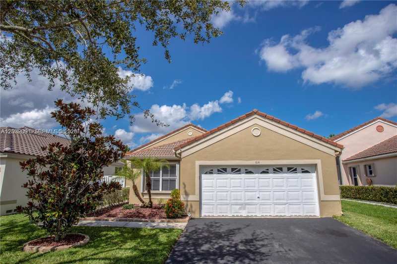 614 Stanton Ln, Weston FL 33326