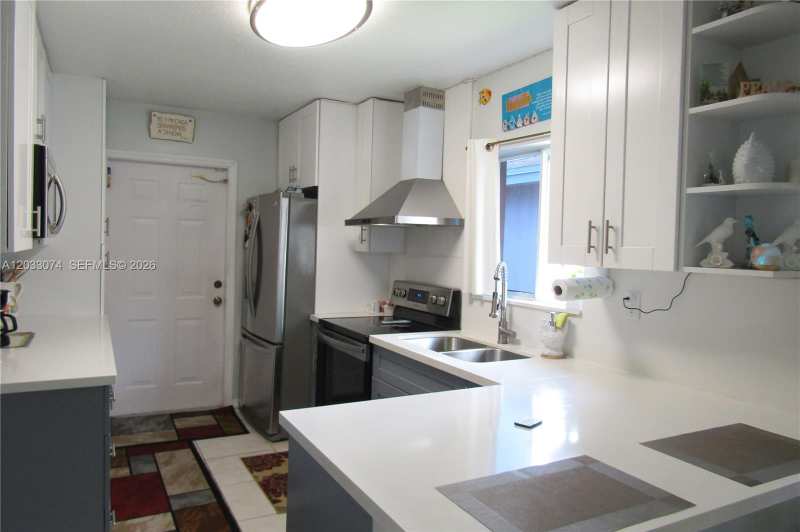 942 SW 8th Pl, Florida City FL 33034