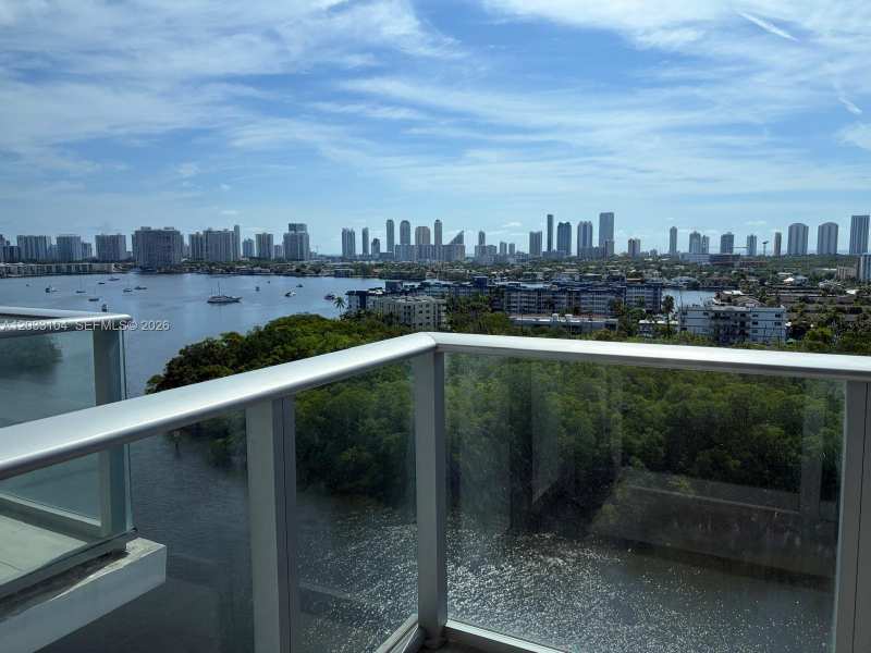 16385 Biscayne Blvd # 1417, North Miami Beach FL 33160