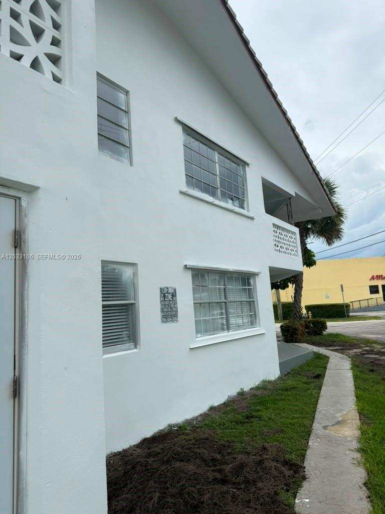 11970 NE 19th Dr, North Miami FL 33181