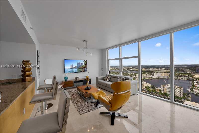 1830 S Ocean Dr # 4807, Hallandale Beach FL 33009