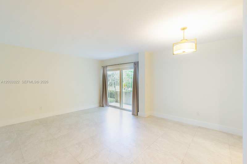 5838 SW 74 Ter # 101, South Miami FL 33143
