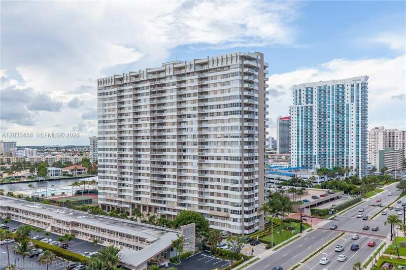 PARKER PLAZA ESTATES COND