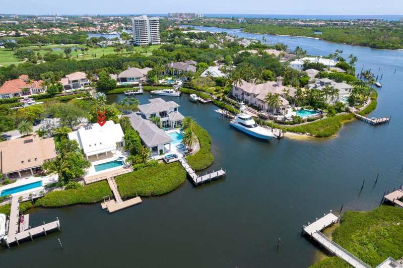 215 Island Drive, Jupiter FL 33477