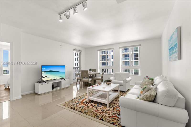 7350 SW 89th St # 1610S, Miami FL 33156