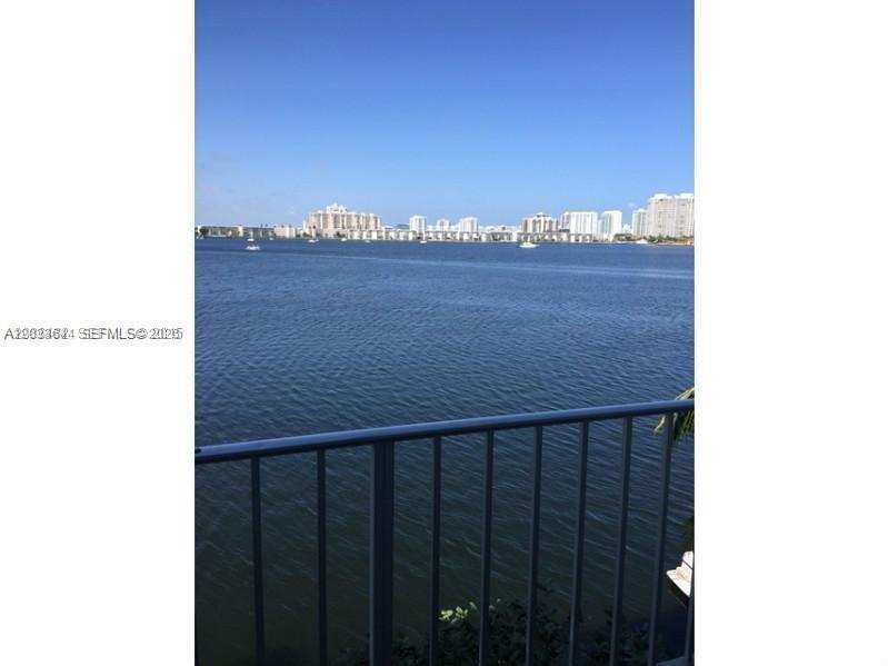 16546 NE 26th Ave # 4C, North Miami Beach FL 33160