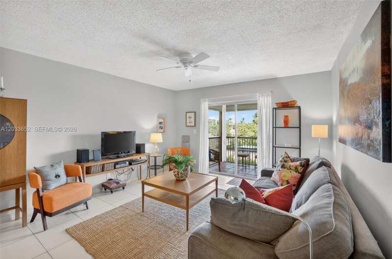 257 S Cypress Rd # 436, Pompano Beach FL 33060