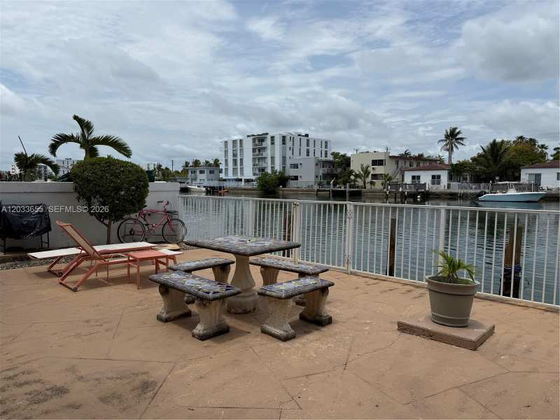 8420 Byron Ave # 6, Miami Beach FL 33141