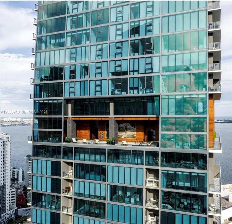 1451 Brickell Ave # 2701, Miami FL 33131