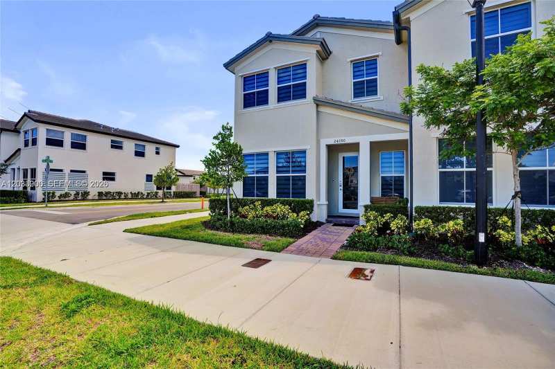 24280 SW 128th Ave, Homestead FL 33032