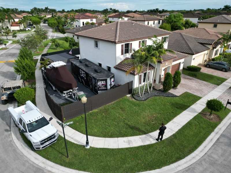 175 NE 26th Ave, Homestead FL 33033