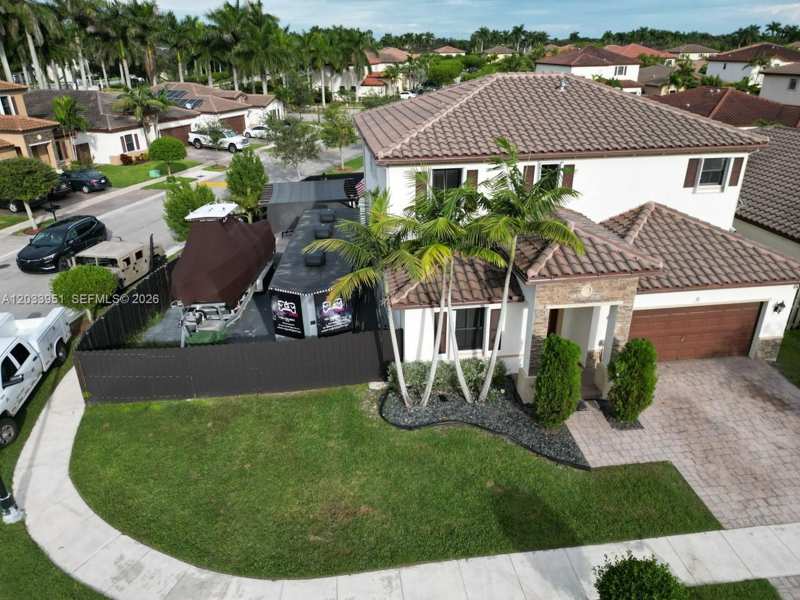 175 NE 26th Ave, Homestead FL 33033