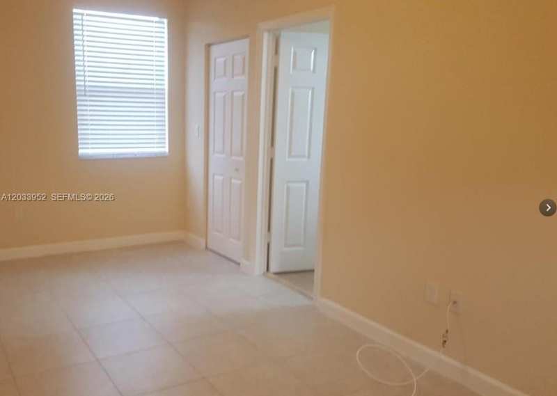 17104 SW 95th Ter, Miami FL 33196