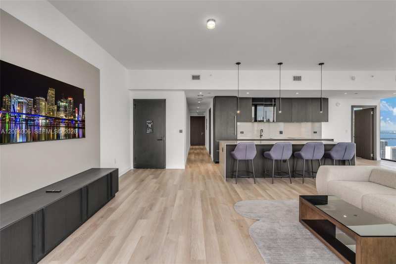 20 NE 11th St # 5102, Miami FL 33132