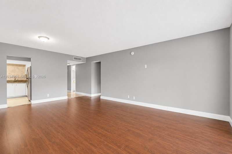5961 N Falls Cir Dr # 309, Lauderhill FL 33319