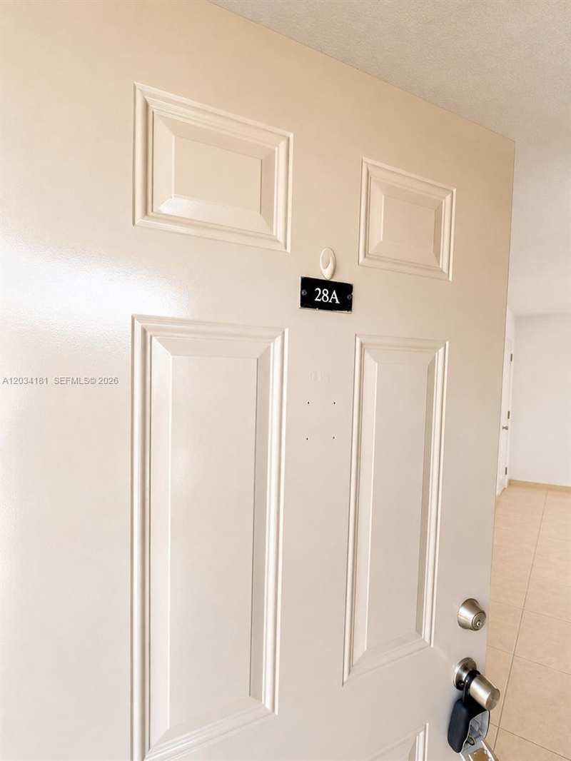6850 W 14th Ct # A28, Hialeah FL 33014