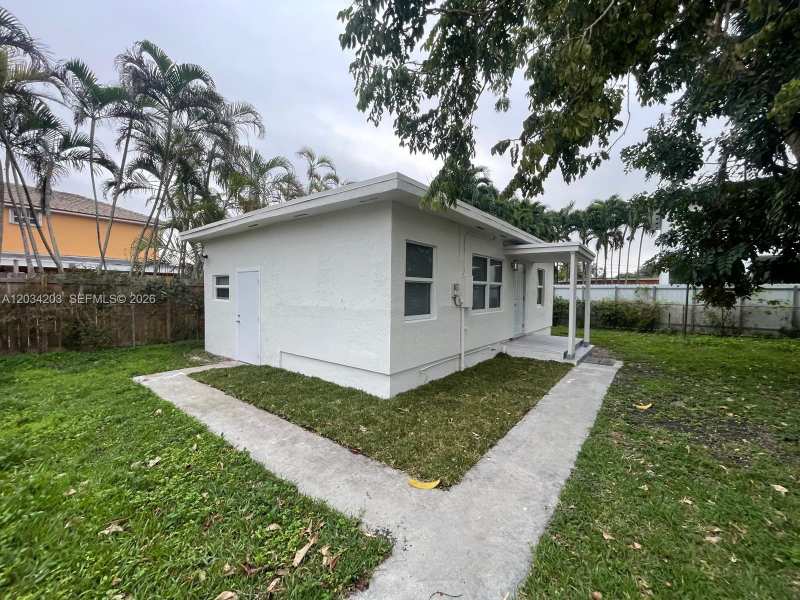 2103 SW 60th Ave # 2, Miami FL 33155