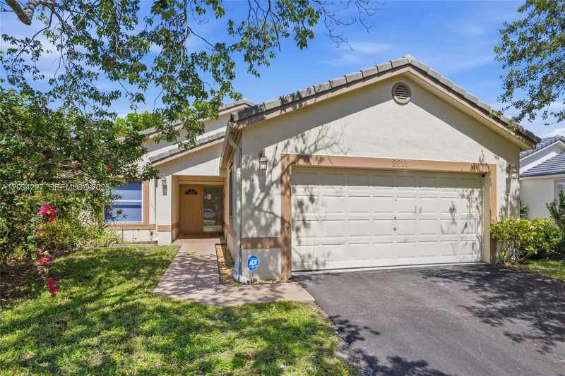 3211 NW 123rd Ave, Coral Springs FL 33065